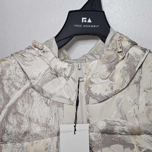 Puffer Vest Women Size Xl XL Hooded Sleeveless love Mood - Picture 3 of 11